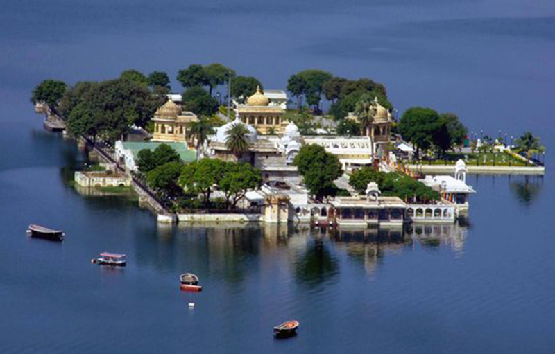 lake view rooms in udaipur