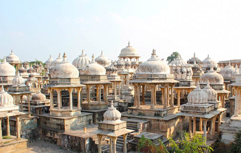 ahar-cenotaphs-udaipur-india-tourism